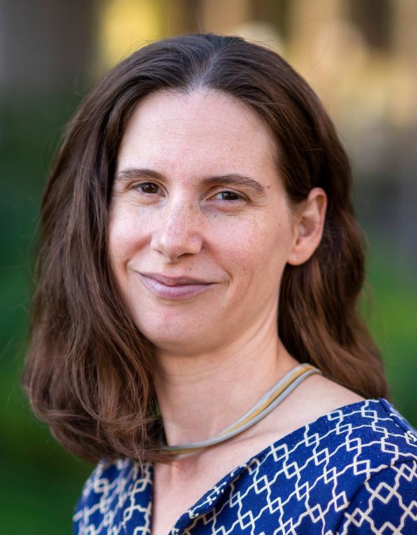 Headshot of Genevieve Cooper